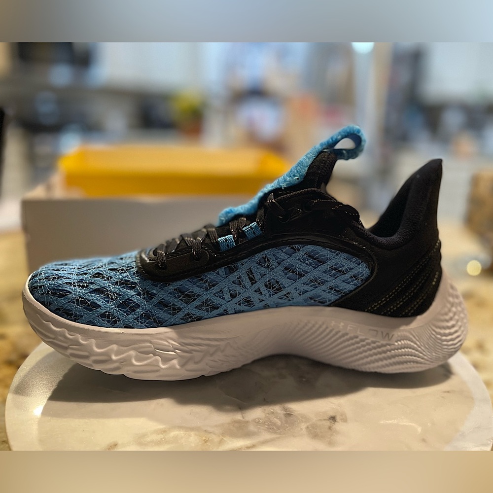 Under Armour Curry Flow 9 Sesame Street Cookie Monster